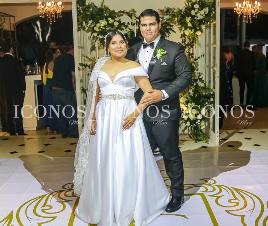 Kembelyn Bonilla y Gabriel Alvarado
