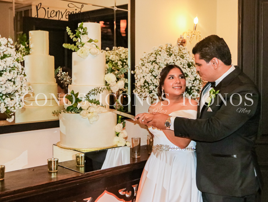 Kembelyn Bonilla y Gabriel Alvarado