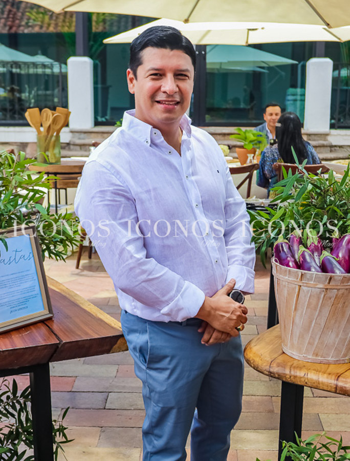 Cumpleaños Roberto Cosenza Centeno