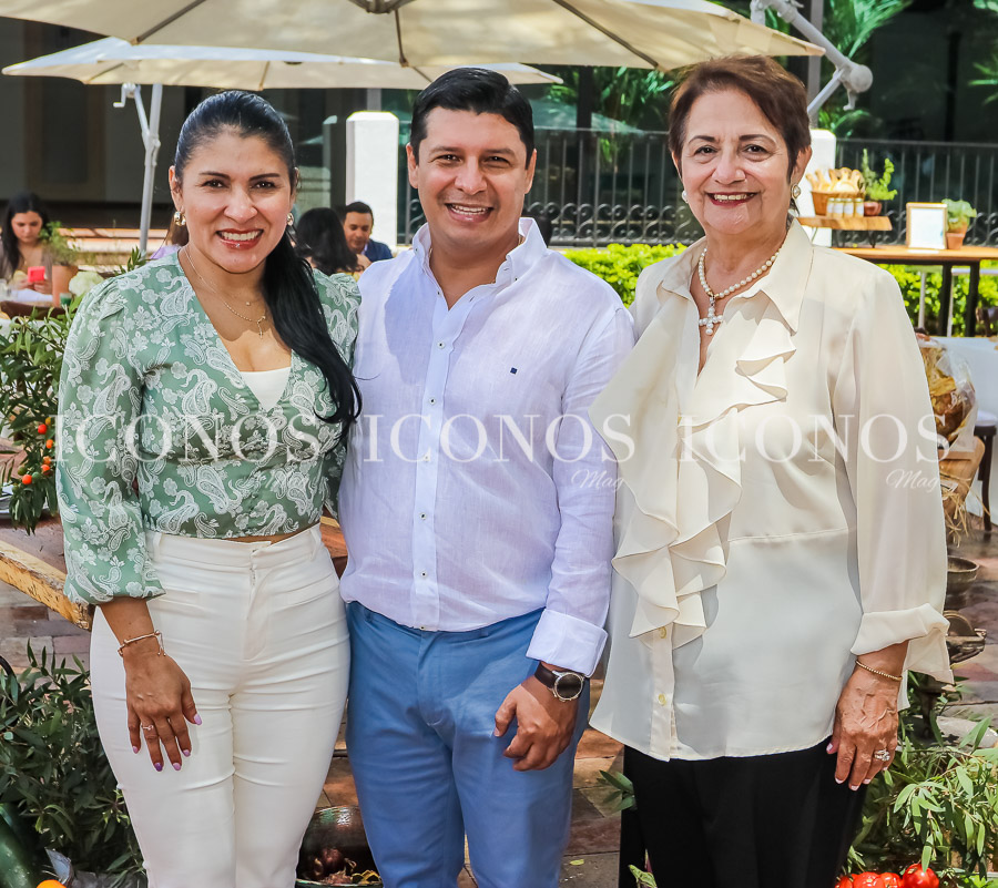 Cumpleaños Roberto Cosenza Centeno
