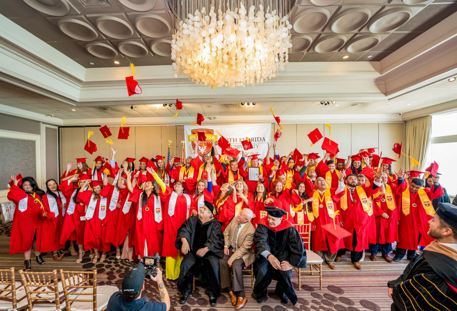 Graduacion 2022 UTH Florida