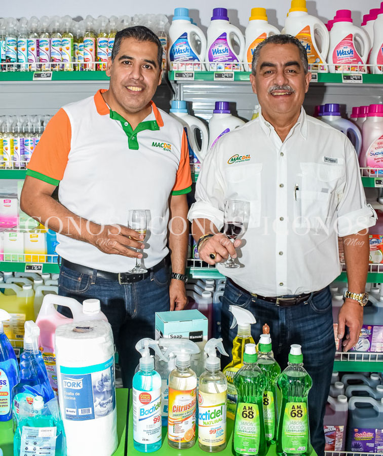 Inauguración Macdel Express Valle de Ángeles