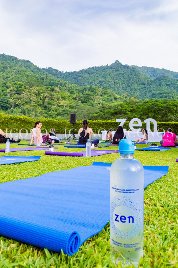 Clase de yoga India's Essence of Yoga 2022 Nuevos Horizontes Business Center San Pedro Sula Honduras