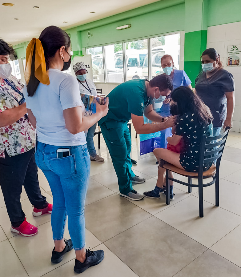 Jornada de vacunacion para niños by UTH Honduras