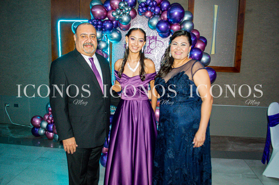 Quince años Abby Larissa Guzmán