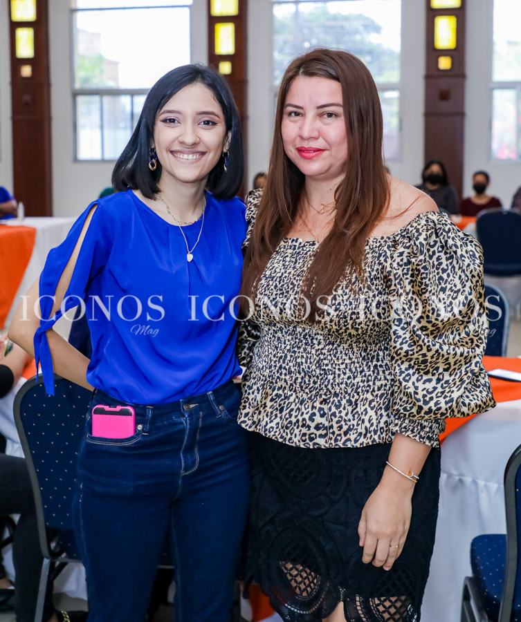 El 21 aniversario de UCENM Honduras