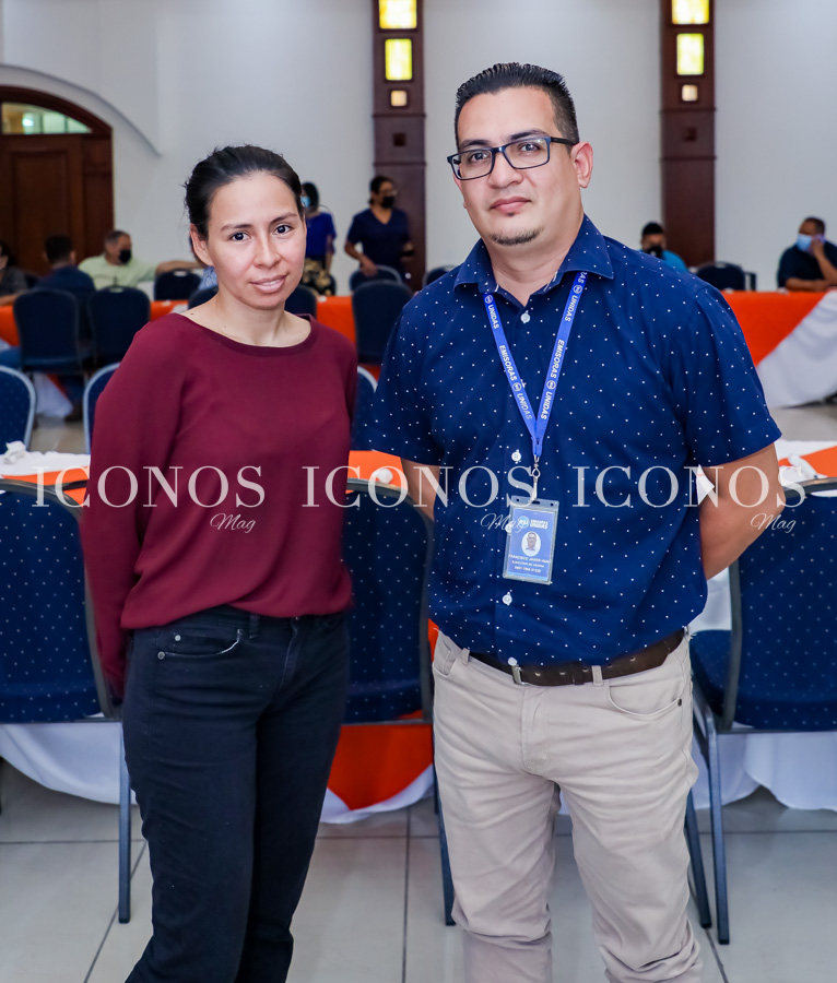 El 21 aniversario de UCENM Honduras