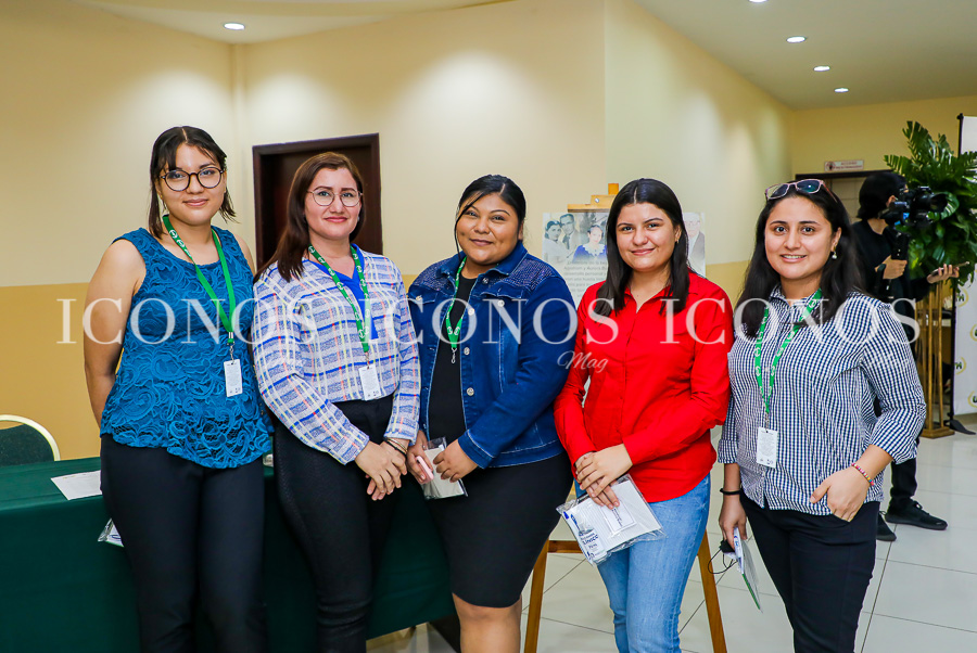 Alianza becas UTH y Laboratorio Bueso Arias