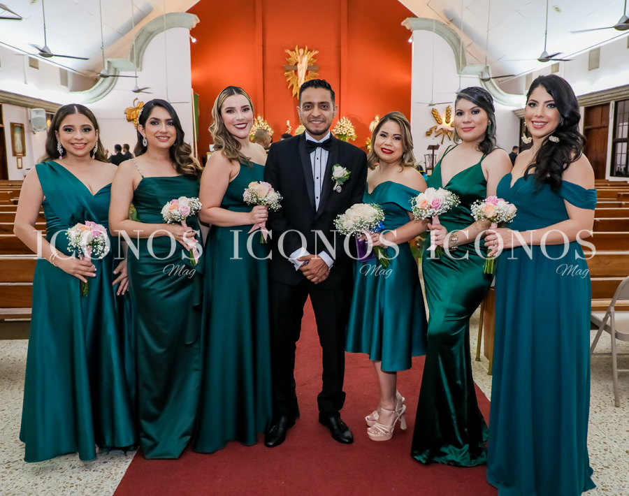 Boda eclesiástica Margarita Handal y Jonathan Jiménez