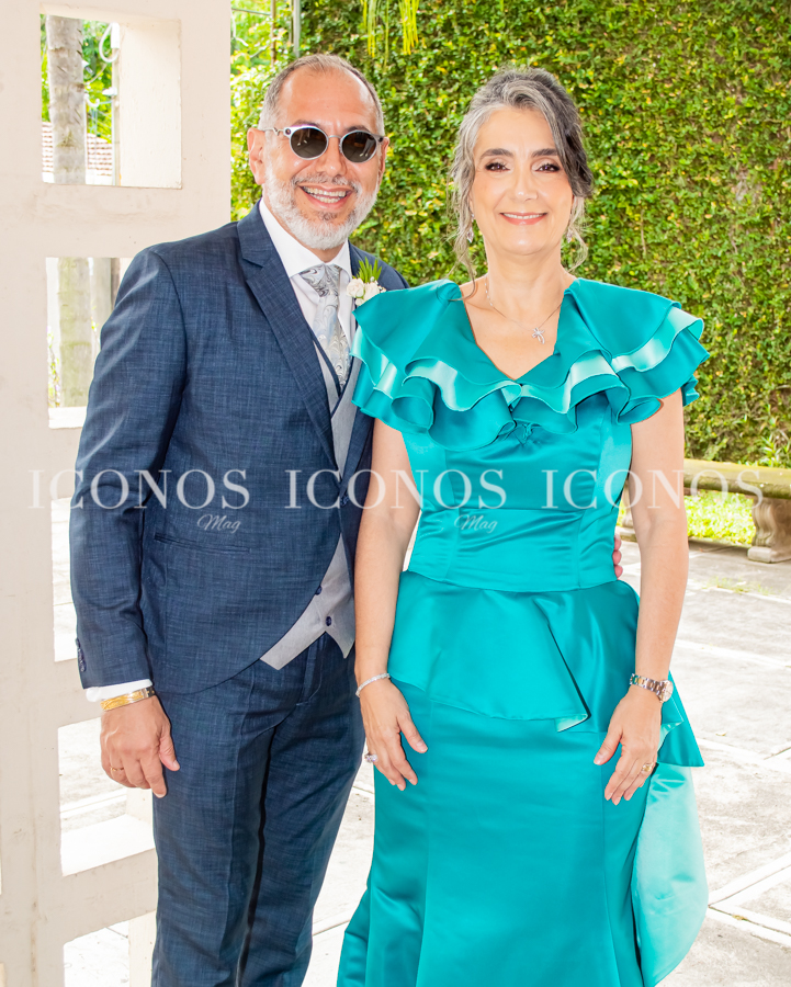 Boda Ivonne Marie Icaza Handal y David Antonio Valencia Meza