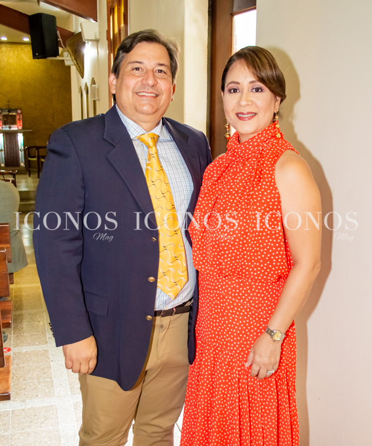 Boda Ivonne Marie Icaza Handal y David Antonio Valencia Meza