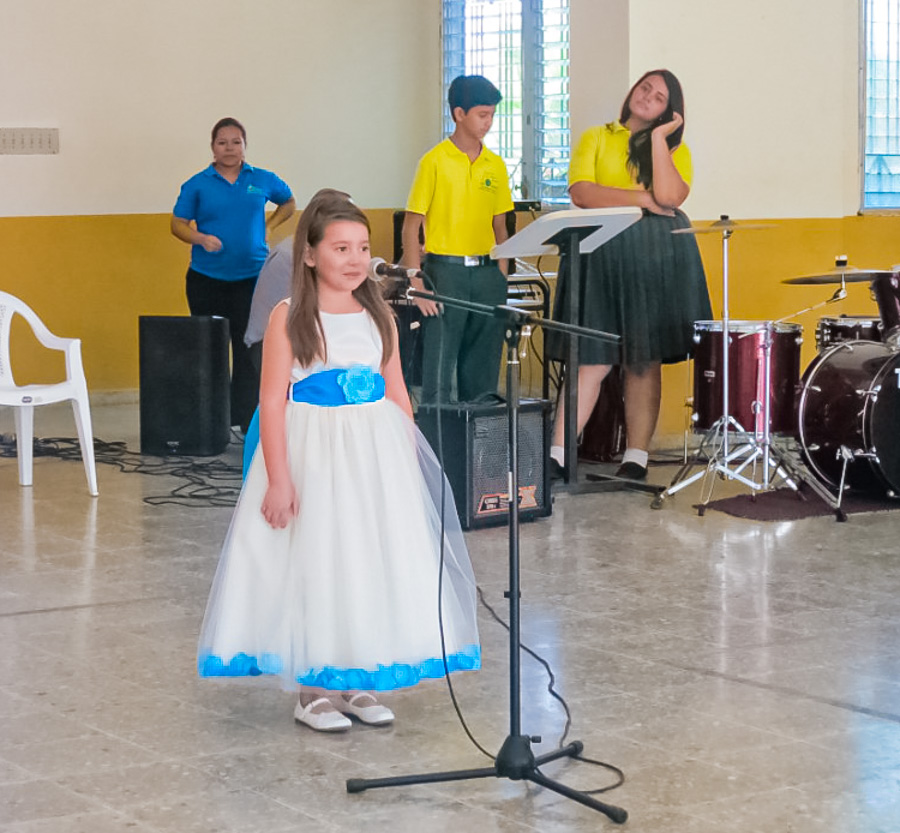 Carla Zaldívar Orgullo Mhotivo