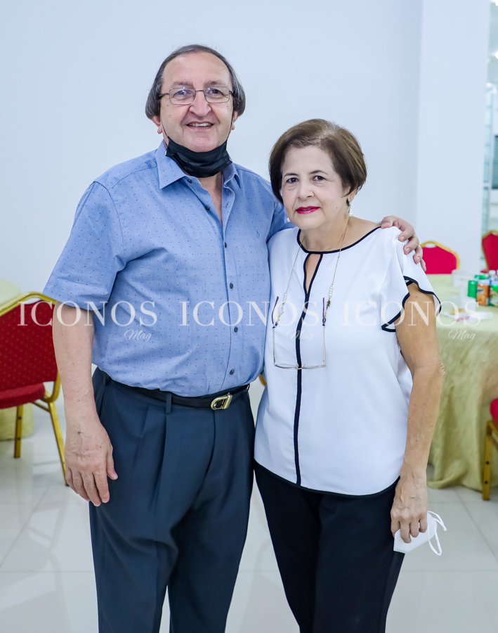 La inauguración del edificio de Bodeguitas Emma's El Palacio de la Belleza San Pedro Sula Honduras