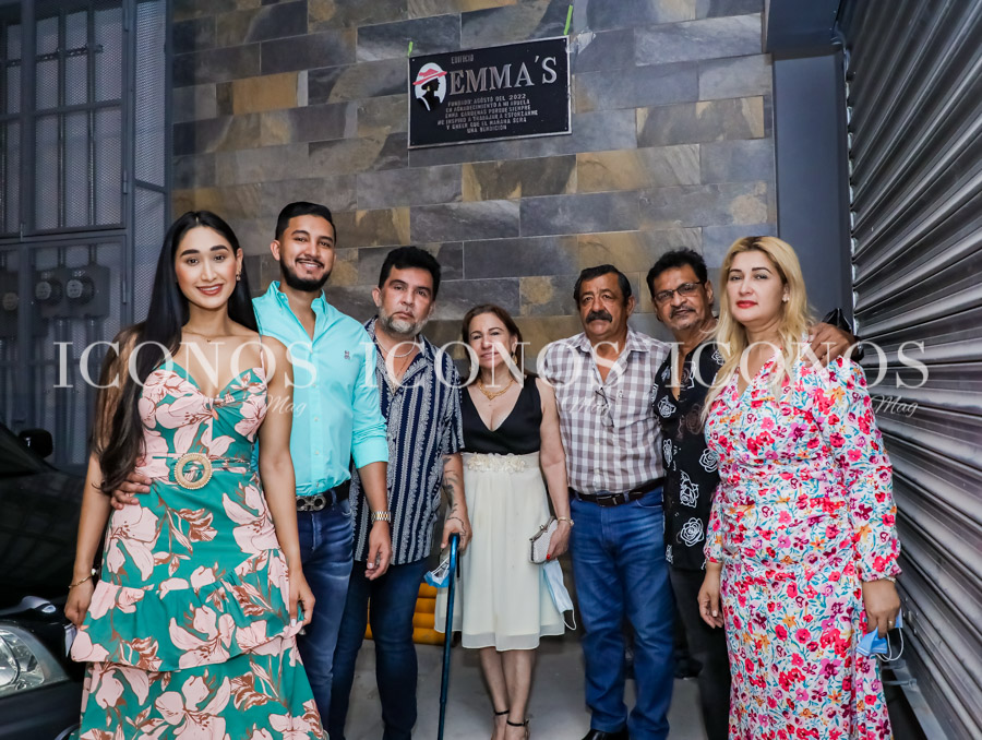 La inauguración del edificio de Bodeguitas Emma's El Palacio de la Belleza San Pedro Sula Honduras