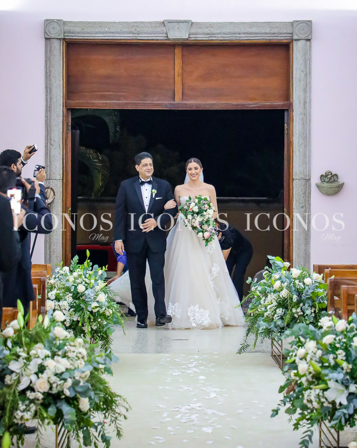 Misa nupcial boda Alexa Chinchilla Ayestas y Jorge David Kattan Barletta San Pedro Sula Honduras