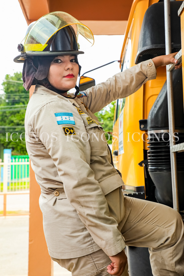 Nancy Jeelitza Colindres