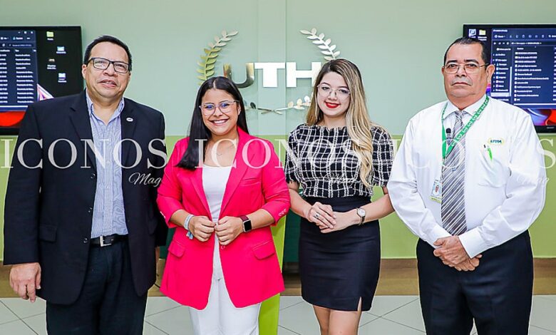 Formando Educadores 2022 by UTH San Pedro Sula Honduras