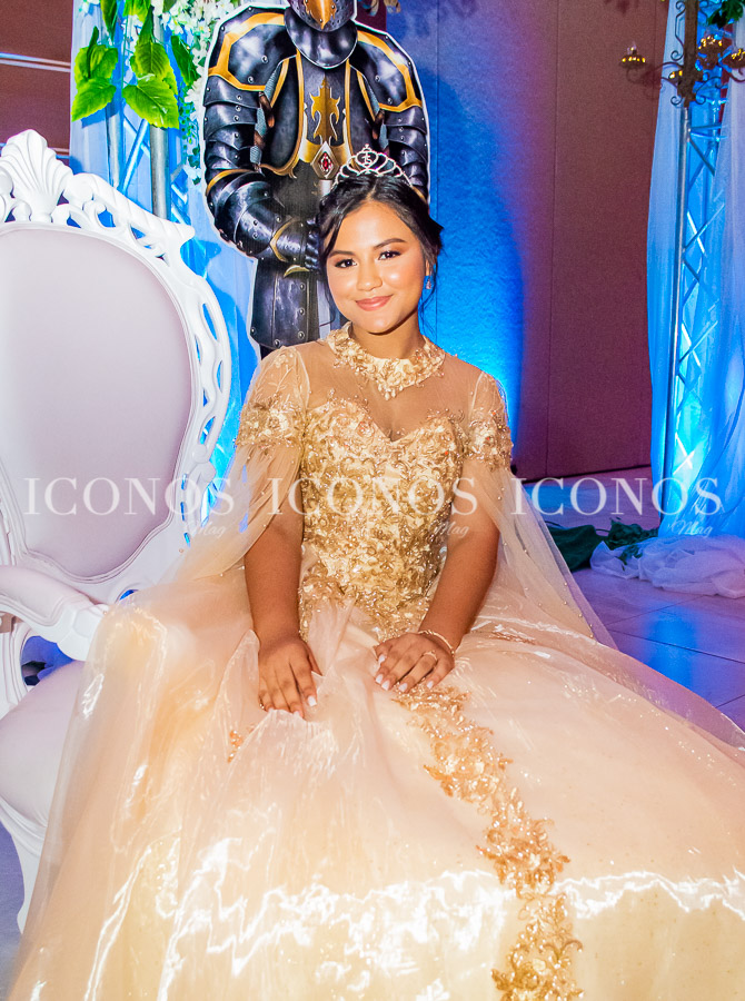 Quince anos Monica Chavez