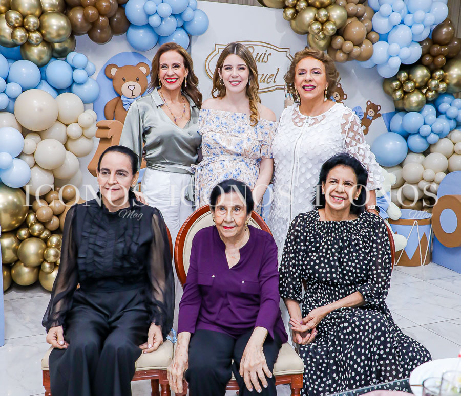 Baby shower Sabina Carrion Macchiavello de Larach