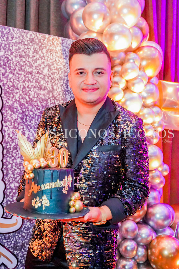 Cumpleaños Alexander Enamorado