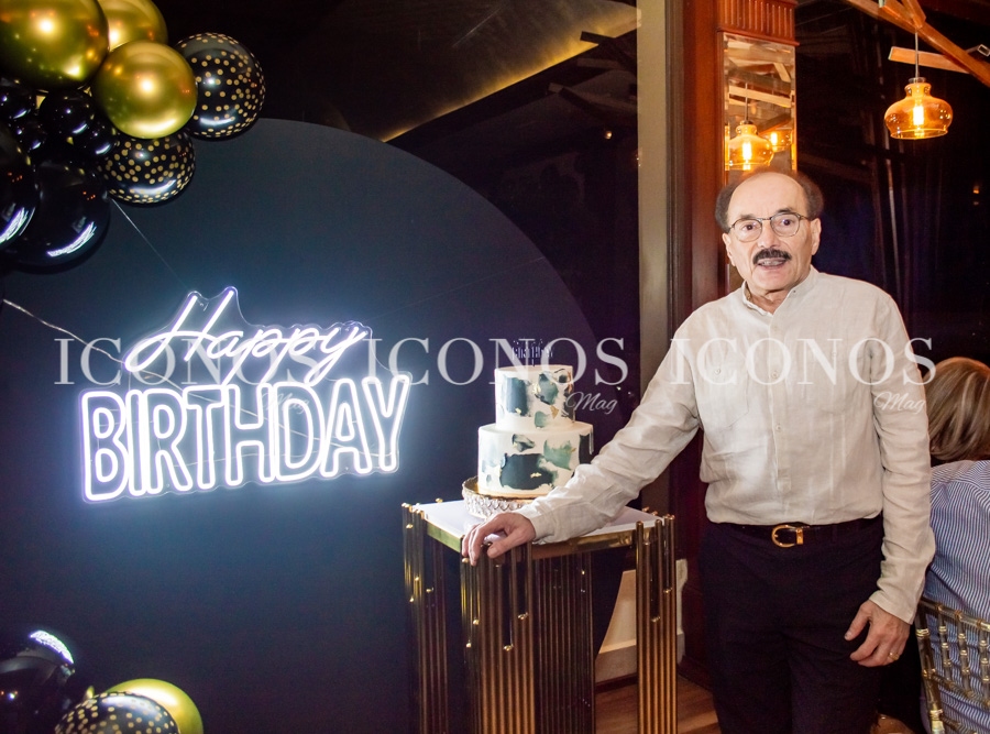 Cumpleanos doctor cardiologo Alan Francisco Murillo