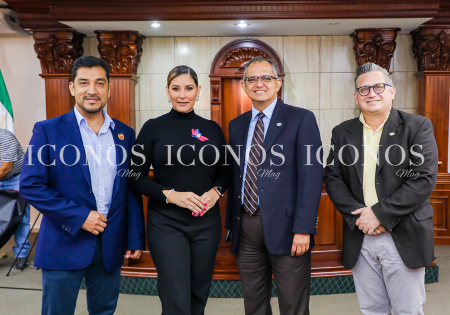 UTH Honduras firma convenio con el Centro de Derechos de Mujeres