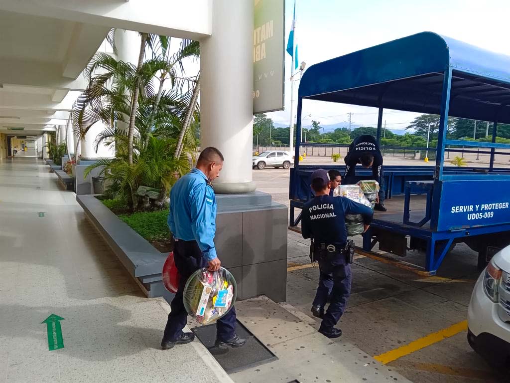 UTH donación Policía Nacional Honduras