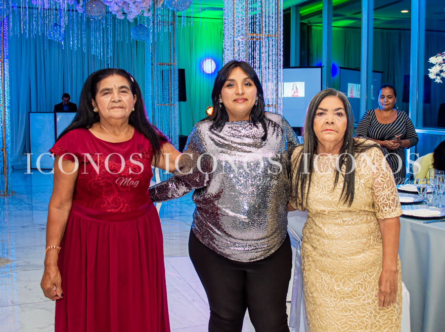 Amy Vanessa Cobos Reyes