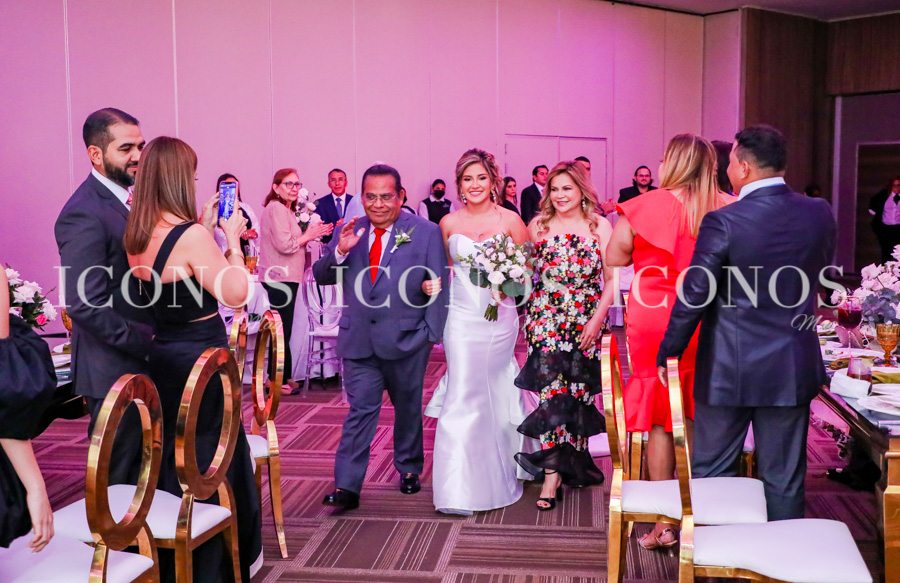 Boda Delmys Blandon y Oscar Caballero