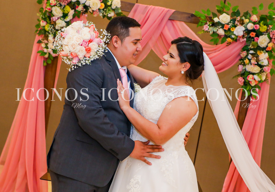 Boda Ivy Galeas y Tommy Umanzor