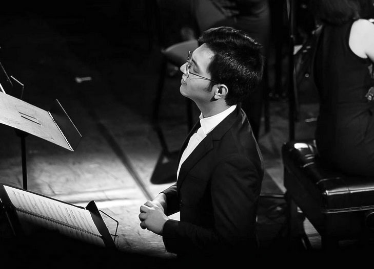 Dennis Manzanares gira Europa