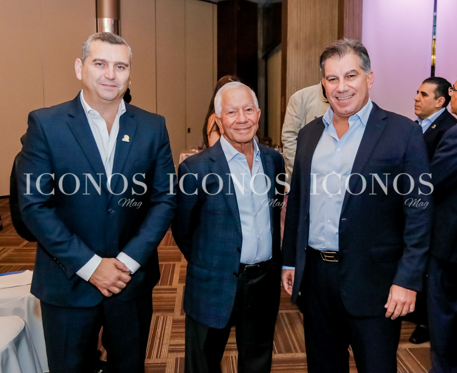 Develación galería de fotografías expresidentes Fundahrse 2022