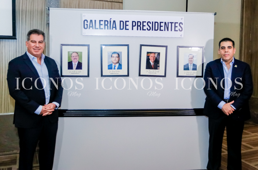 Develación galería de fotografías expresidentes Fundahrse 2022