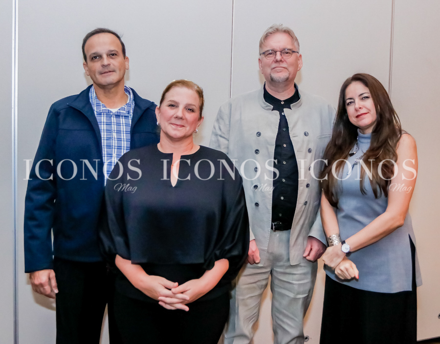 Develación galería de fotografías expresidentes Fundahrse 2022