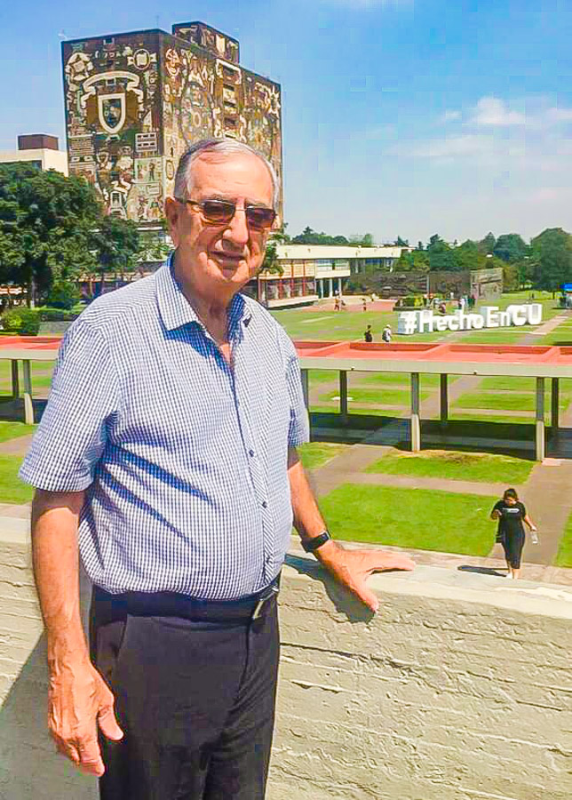 doctor César Roberto Abud Handal