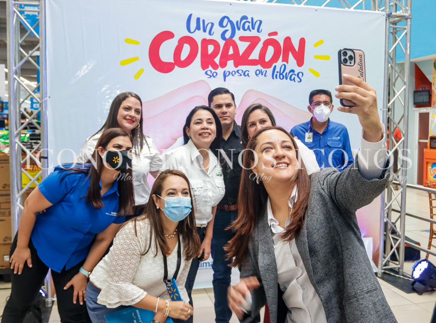 Lanzamiento Un gran corazón se pesa en libras by Cargill Honduras