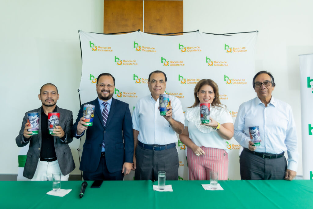 Vasos solidarios Teletón 2022 by Banco de Occidente Honduras