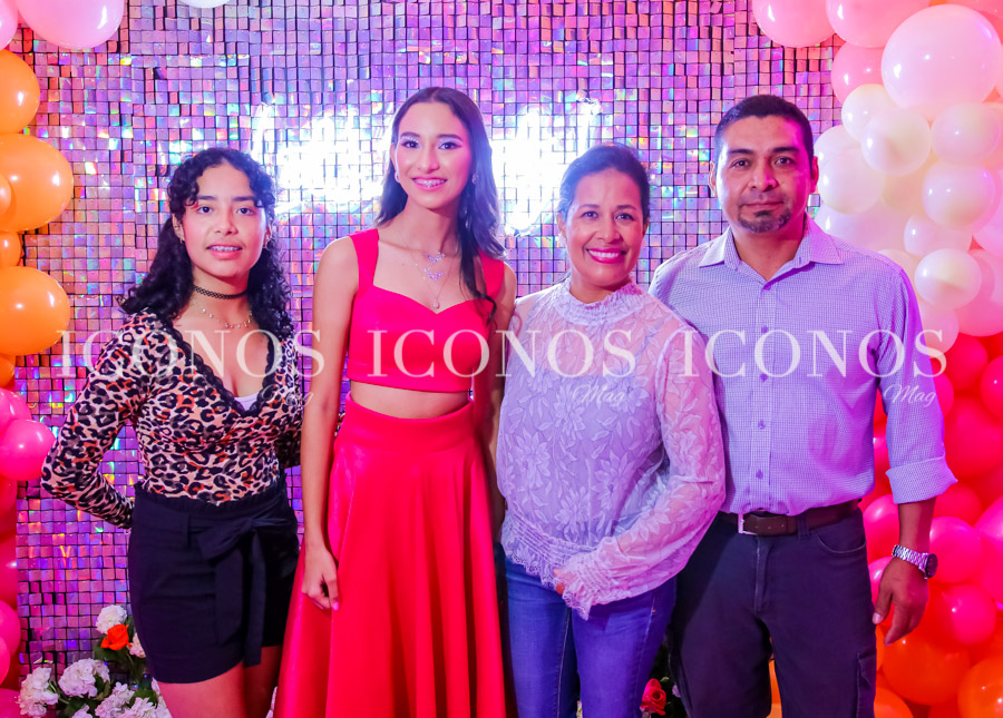 Quince años Ivana Sofía Castillo Valladares