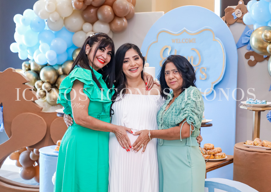 Baby shower Cynthia Yoselin Villatoro de Rehkop