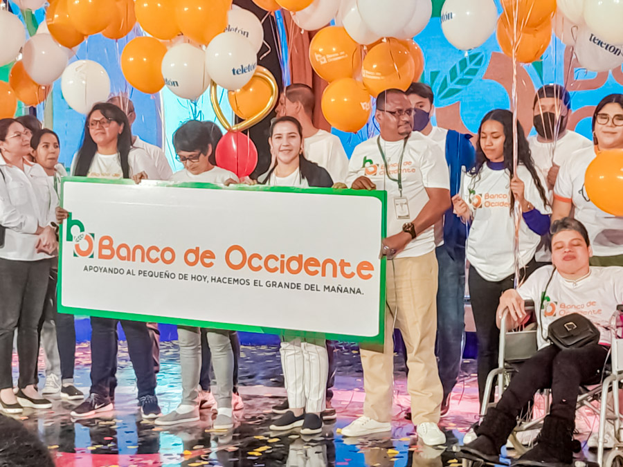 Banco de Occidente dona a Teletón Honduras 2022
