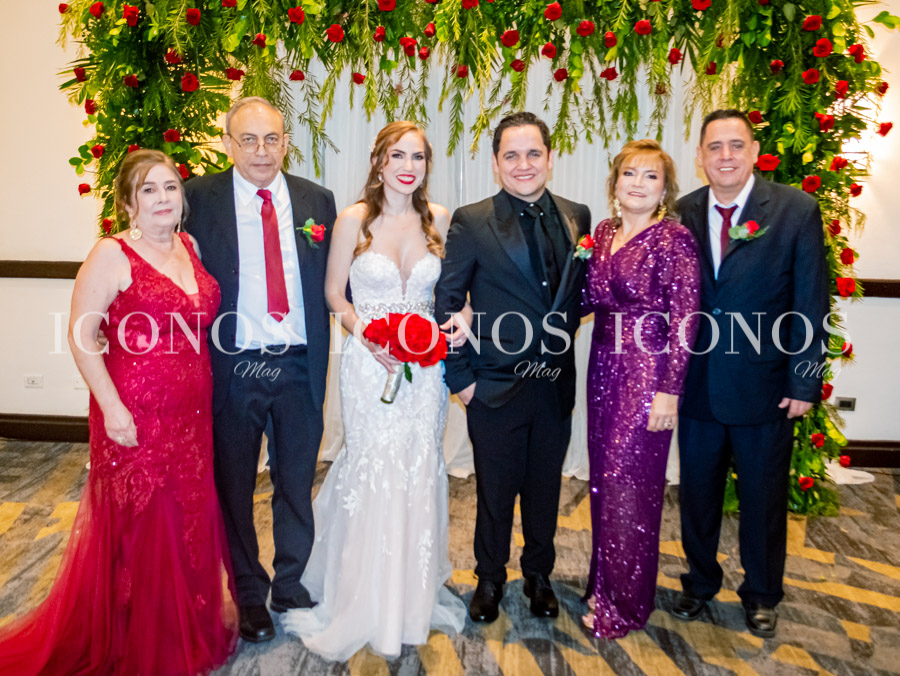 Kelly Filizola y Gustavo Cárcamo