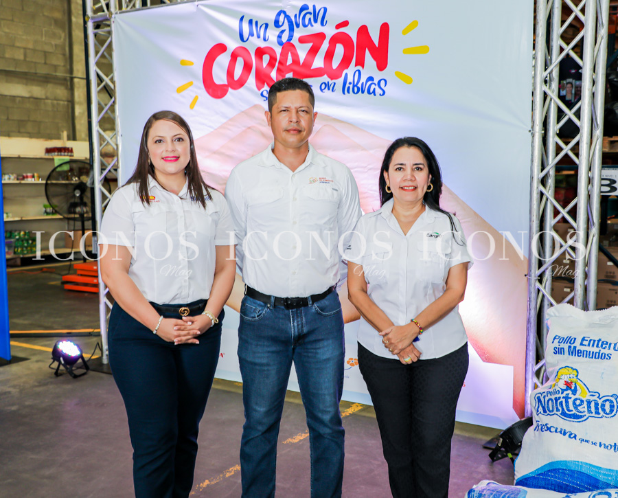 Entrega Donativo un gran corazon se pesa en libras by Cargill Honduras