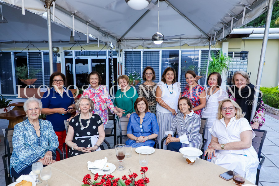 Exposición ¿Qué te dice Navidad? Club de Jardinería de San Pedro Sula