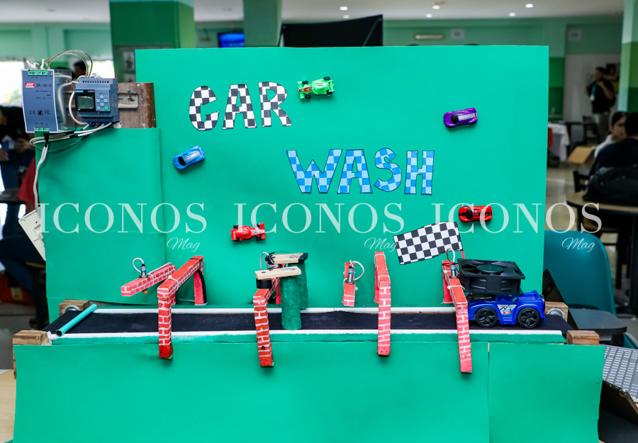 Feria de ciencias y tecnología 2022 by UTH