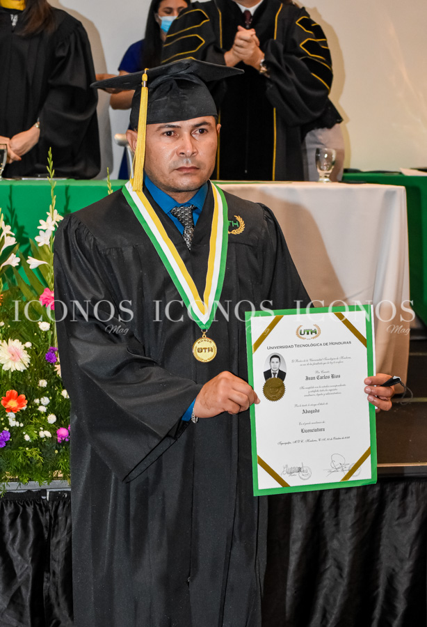 Graduación UTH 2022 campus Tegucigalpa