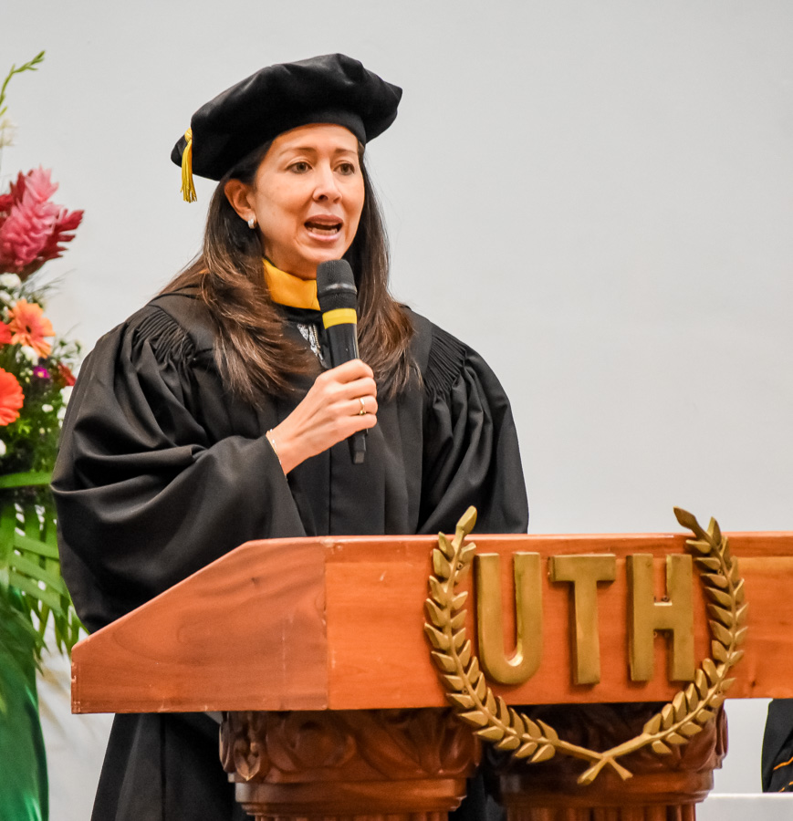Graduación Universidad Tecnológica de Honduras 2022 segunda parte