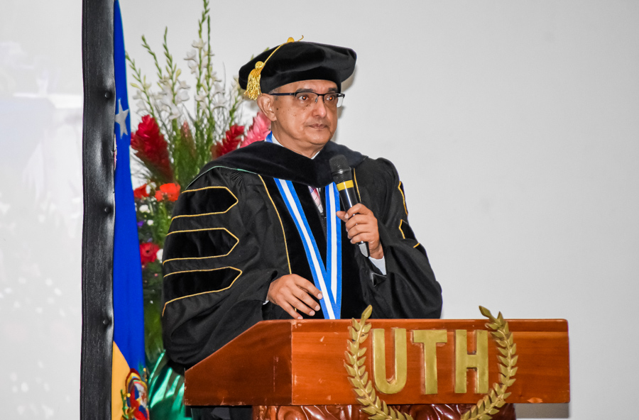 Graduación UTH 2022 campus Tegucigalpa
