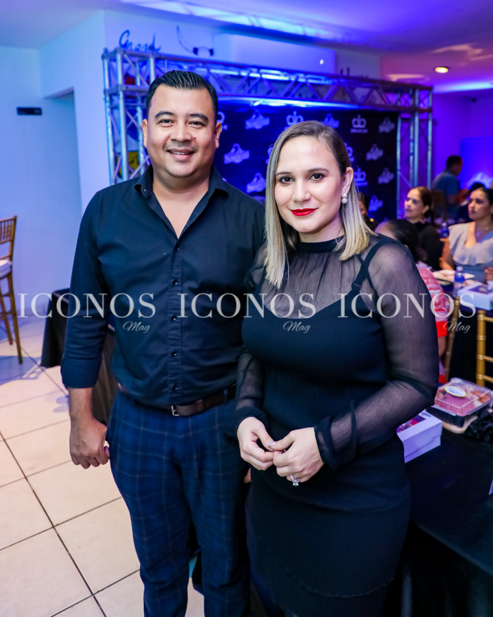 Holiday Charcuterie cocktail by Castillo del Roble & Supermercados Colonial