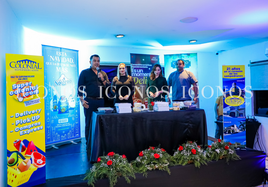 Holiday Charcuterie cocktail by Castillo del Roble & Supermercados Colonial