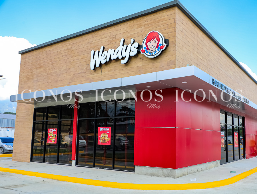 Inauguración restaurante Wendy's Megaplaza Palenque San Pedro Sula